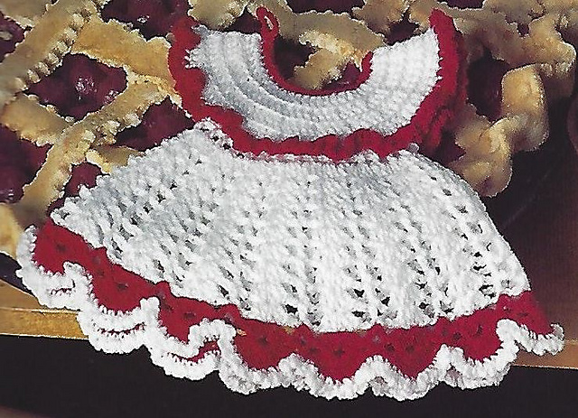 "Dressy" Pot Holder (Dress)