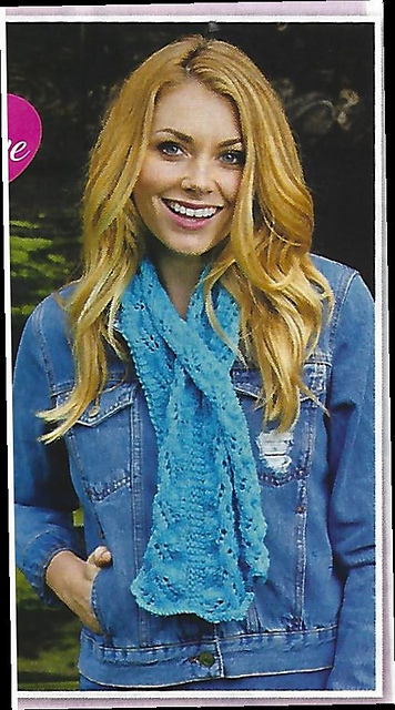 Lock and Keyhole Scarf