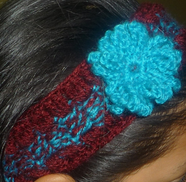 Bobble sttich headband 