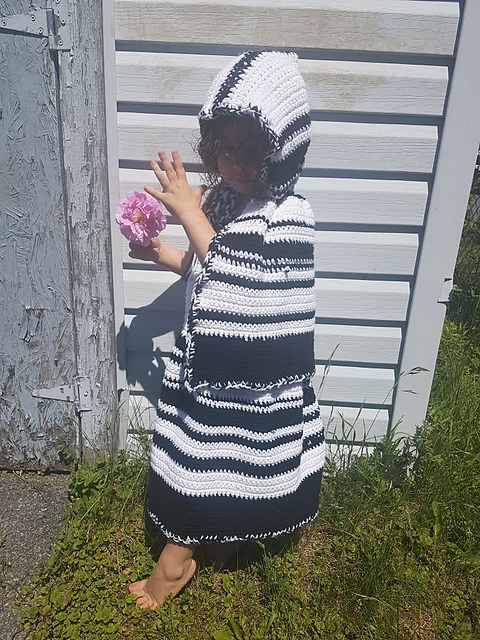 hooded cape