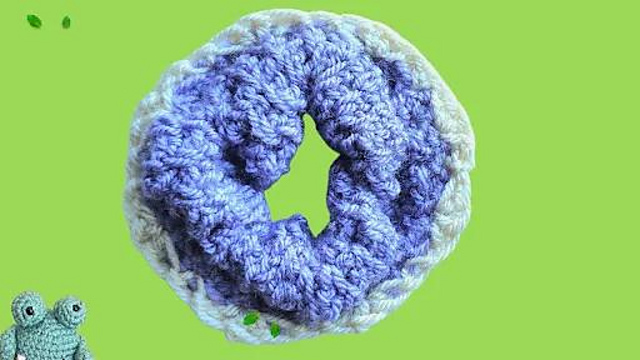DIY Crochet Scrunchie