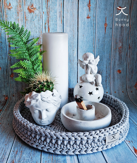 Crochet decorative tray