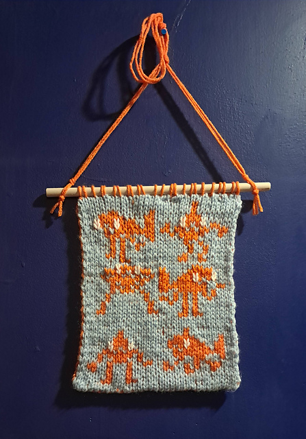 Le Poisson Steve Wall Hanging (+ Charts)