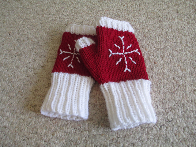 Mrs. Claus's Mitts