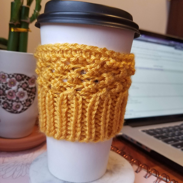 Bobble and Ribs Coffee Coat