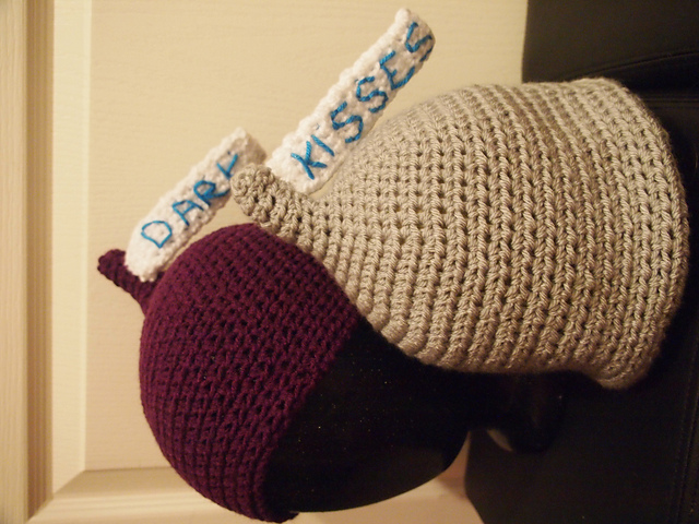 Choco Hugs and Kisses Hat