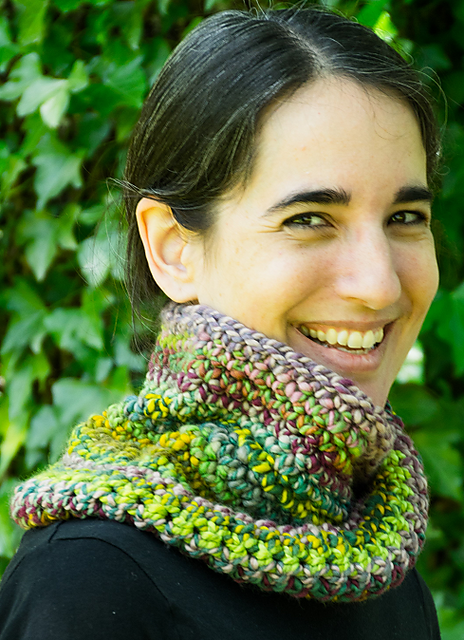Twist & Spin Cowl