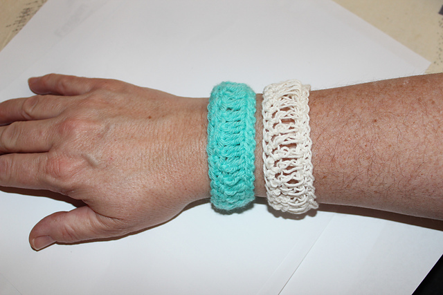 Loopy Bracelet