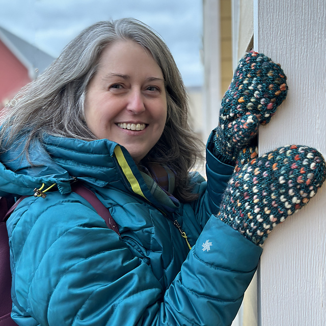 Fake-Out Thrummed Mittens