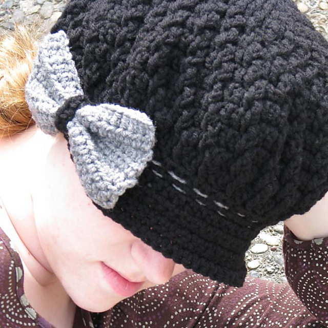 Twisted Cable Newsboy Hat