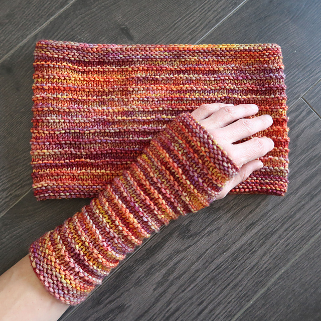 Cowl & Wristwarmer Set