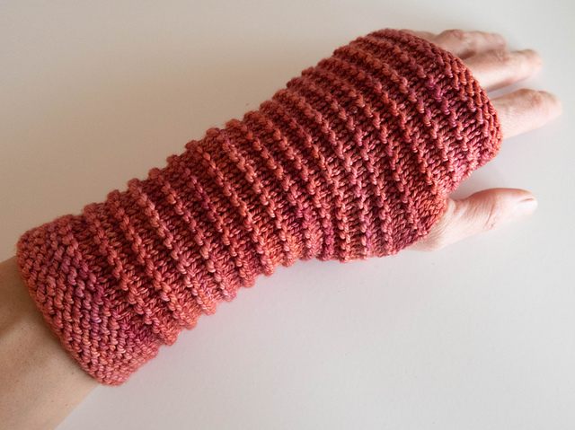 RailTrack Wristwarmer
