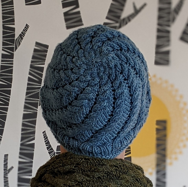 TwistMeRound hat