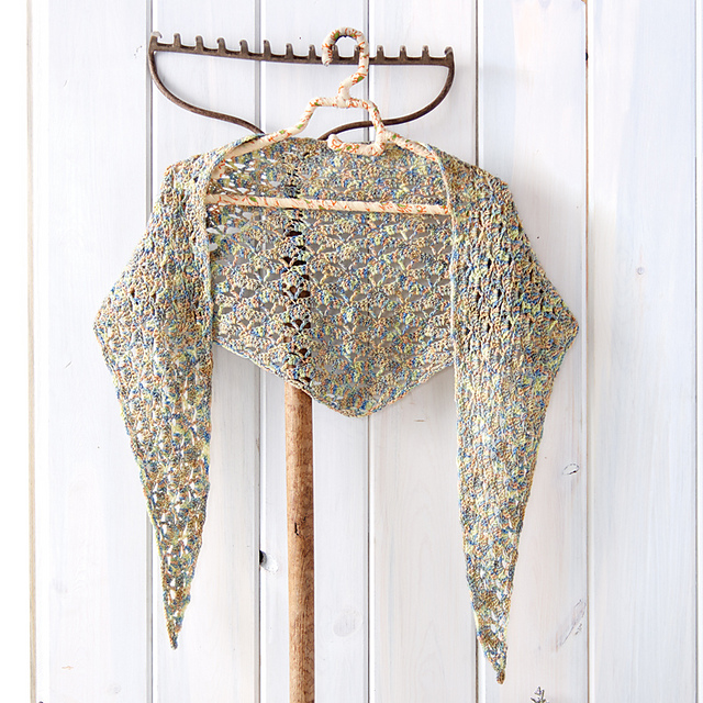 Effortless Increase Shawlette