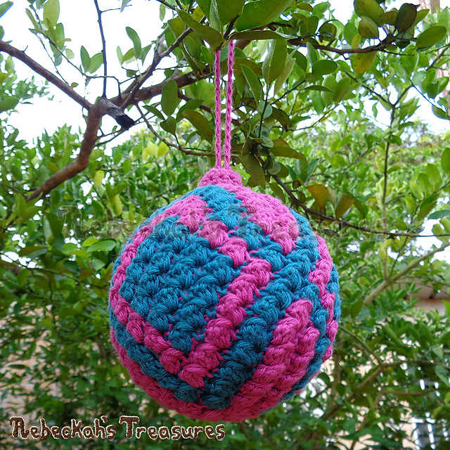 Diamonds Bobble Bauble