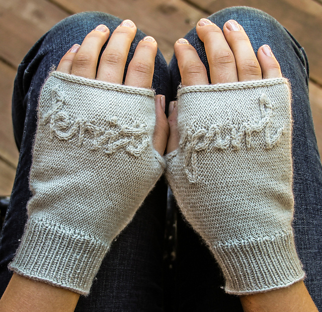 Knit & Purl Hand Mitts