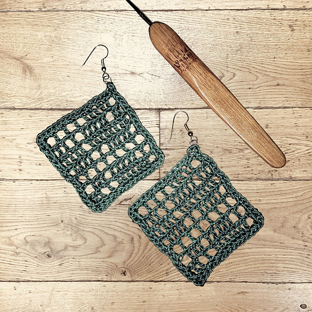 Diamond Filet Earrings
