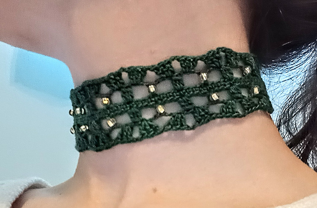 Beaded Lace Choker