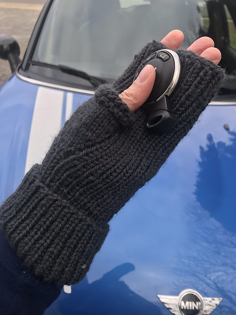 Asphalt Mitts