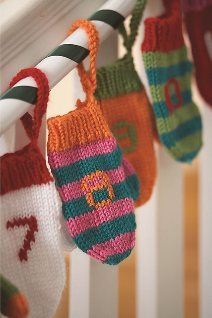 Advent Mini Mittens