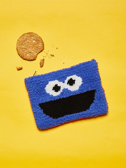 Zip It! Sesame Street clutch