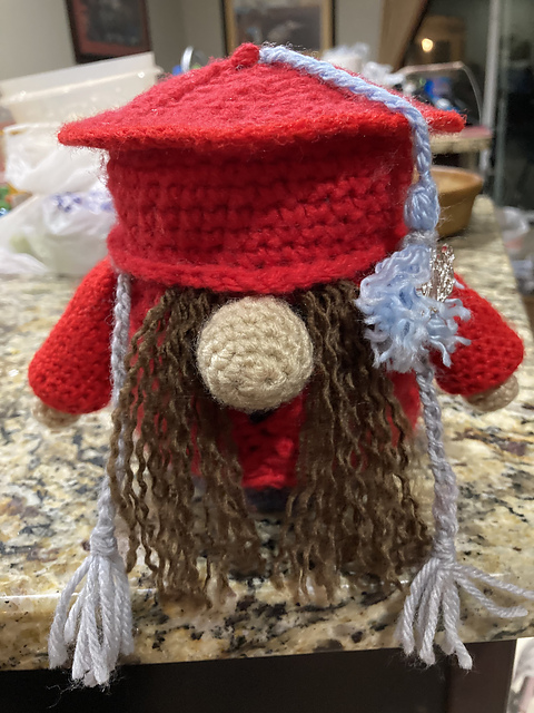 Gnomy Gnome Graduate