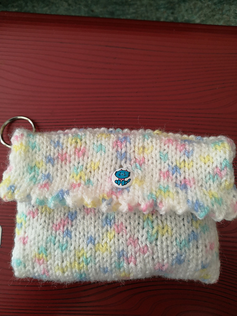 Knitted Mask Pouch