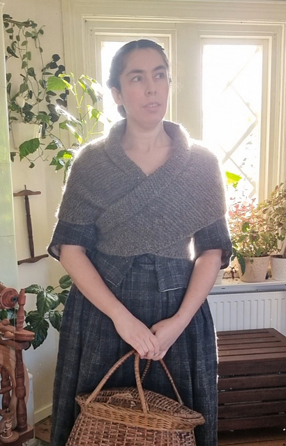 Ravelry: Claire's shawl (Outlander) pattern by Mia Welander