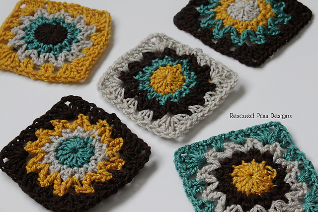 Bursting Square Motif