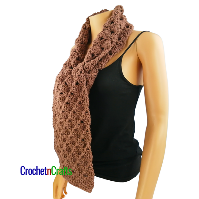 Shells and V's Scarf