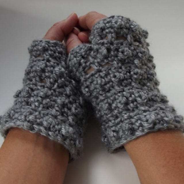 Bead Stitch Fingerless Gloves
