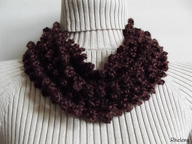 Chained Picots Necklace Cowl