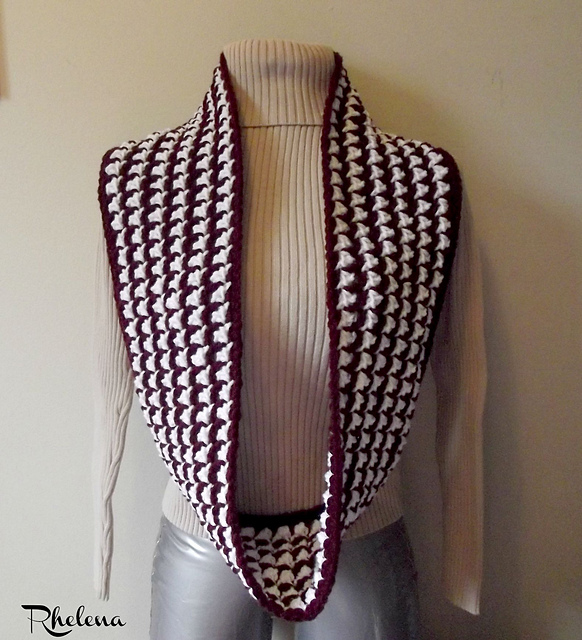 Picot Friendly Cowl