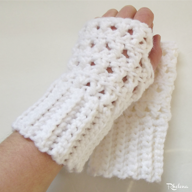 Fingerless Gloves