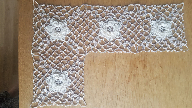 Irish Rose Tablecloth #1-29