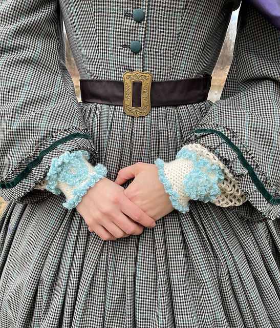 Flower Undersleeves From 1861