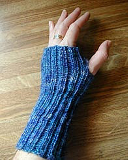 Wrist Warmers Pattern Generator