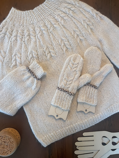 Hearth  Mittens