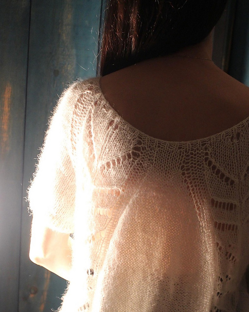 Maple Key Raglan Tee