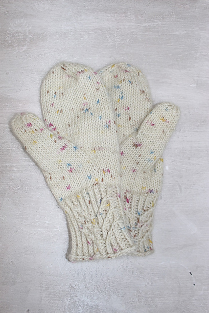 Willow Cuff Mittens