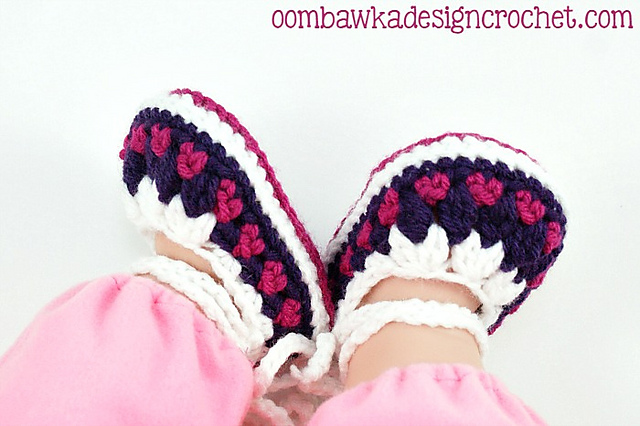 Fiona's Baby Booties