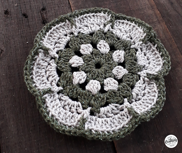 Christmas Flower Doily