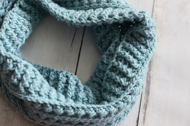 Hill Neck Warmer