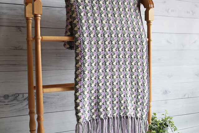 Granny Stripe Throw