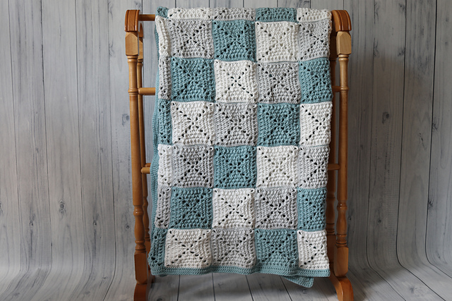 Crisscross Throw