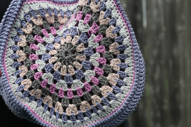 Granny Circle Shoulder Bag