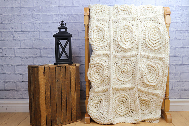 Log Cabin Throw