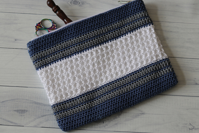Bay Window Zippered Bag