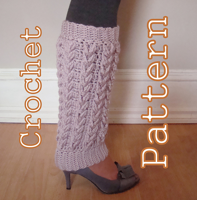 Laurel Wreath Cable Legwarmers