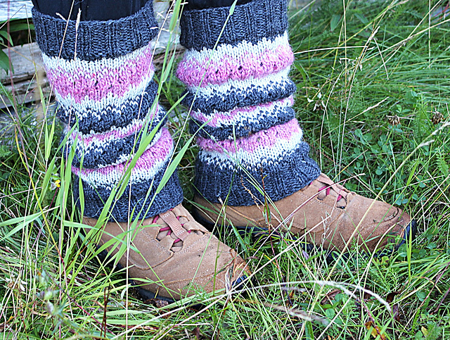 Ravelry: Drift of Snow Leg Warmers pattern by RiittaMarjo